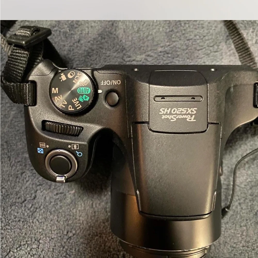 Canon - Powershot SX520 HS - Black Digital Camera with Professional Features